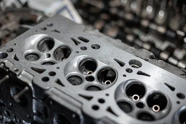 Engine block showing internal engine components